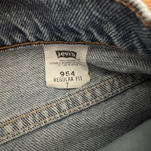 Vintage Levi’s 954 short vtg size 7 medium wash made in 11/1995 - Picture 4 of 5